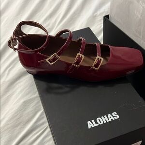 Alohas Women's Burgundy Strappy Flats